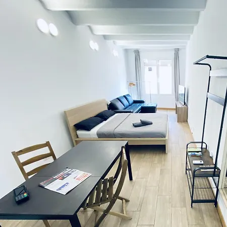 Apl Sants Lofts Bcn Fira Camp Nou * Barcelona